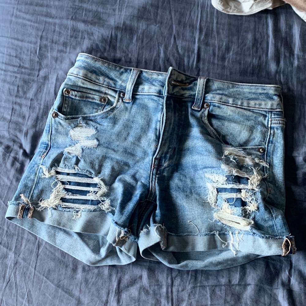 Ripped stretch Jean shorts